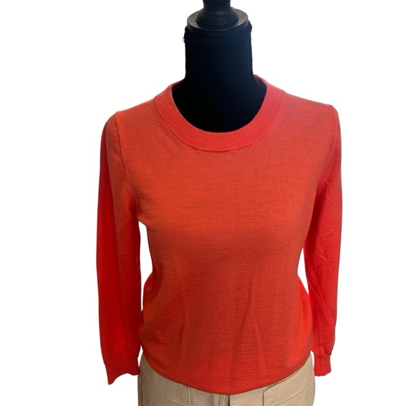 J. Crew Women's 100% Merino Wool Coral Sweater. Size M - Picture 3 of 9